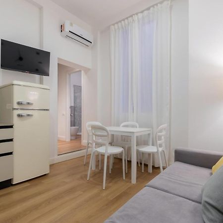 Nuovo Intimo Apt A 10Min Dal Duomo - Homeunity มิลาน ภายนอก รูปภาพ